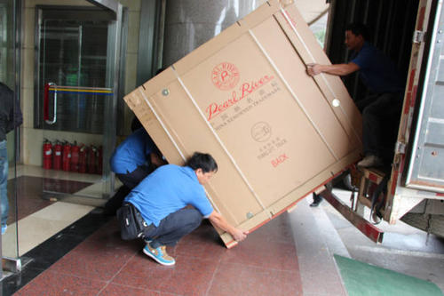 台山钢琴贵重工艺品无忧运